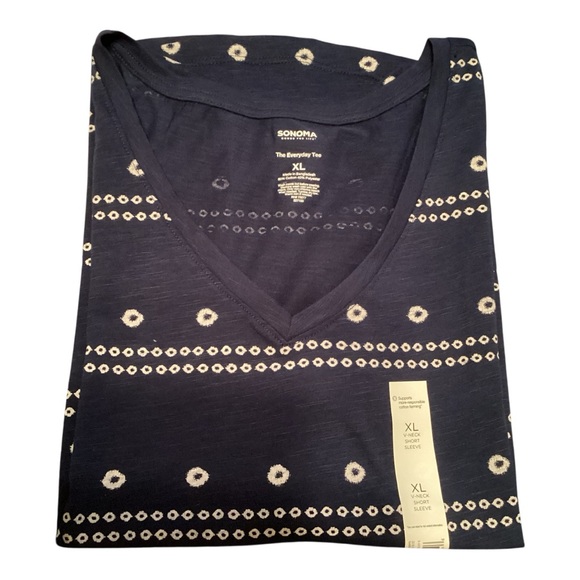 Navy Geo Stripe Short Sleeve Tee. - NWT - Picture 6 of 6